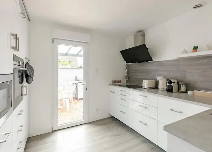 Maisonnette Avec Terrasse Estrasburgo