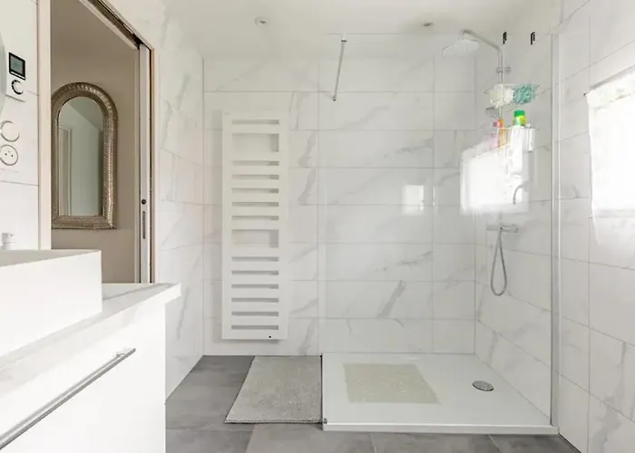 Maisonnette Avec Terrasse Pensión Estrasburgo