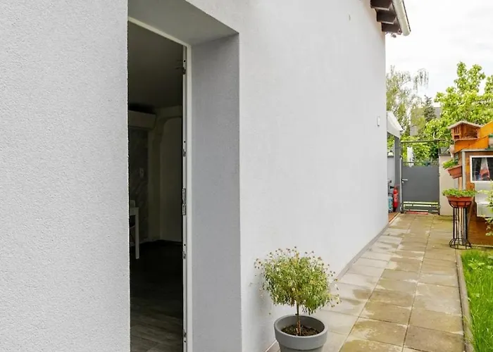 Pensión Maisonnette Avec Terrasse