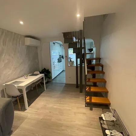 Maisonnette Avec Terrasse בית הארחה שטרסבורג