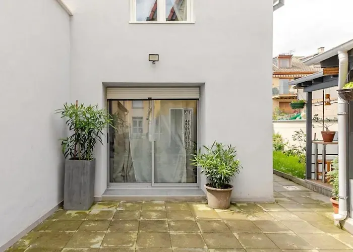 Guest house Maisonnette Avec Terrasse 4*